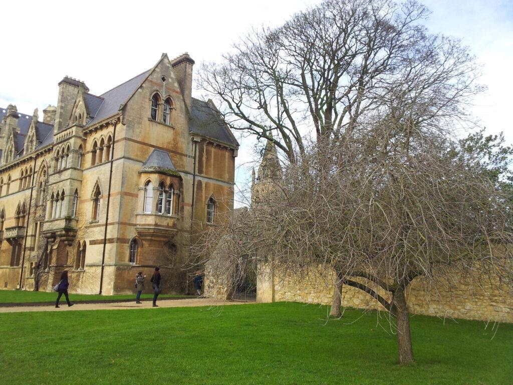 11 Oxford Jardins de Christ Church, que serviram de inspiração para “Alice no País das Maravilhas”