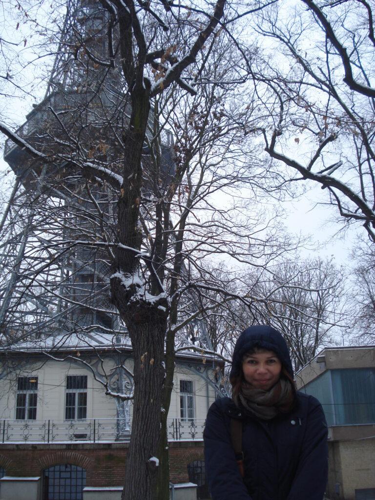 Viajando sozinha e tranquila - Viajando Bem pela Europa - Torre Eiffel_Praga