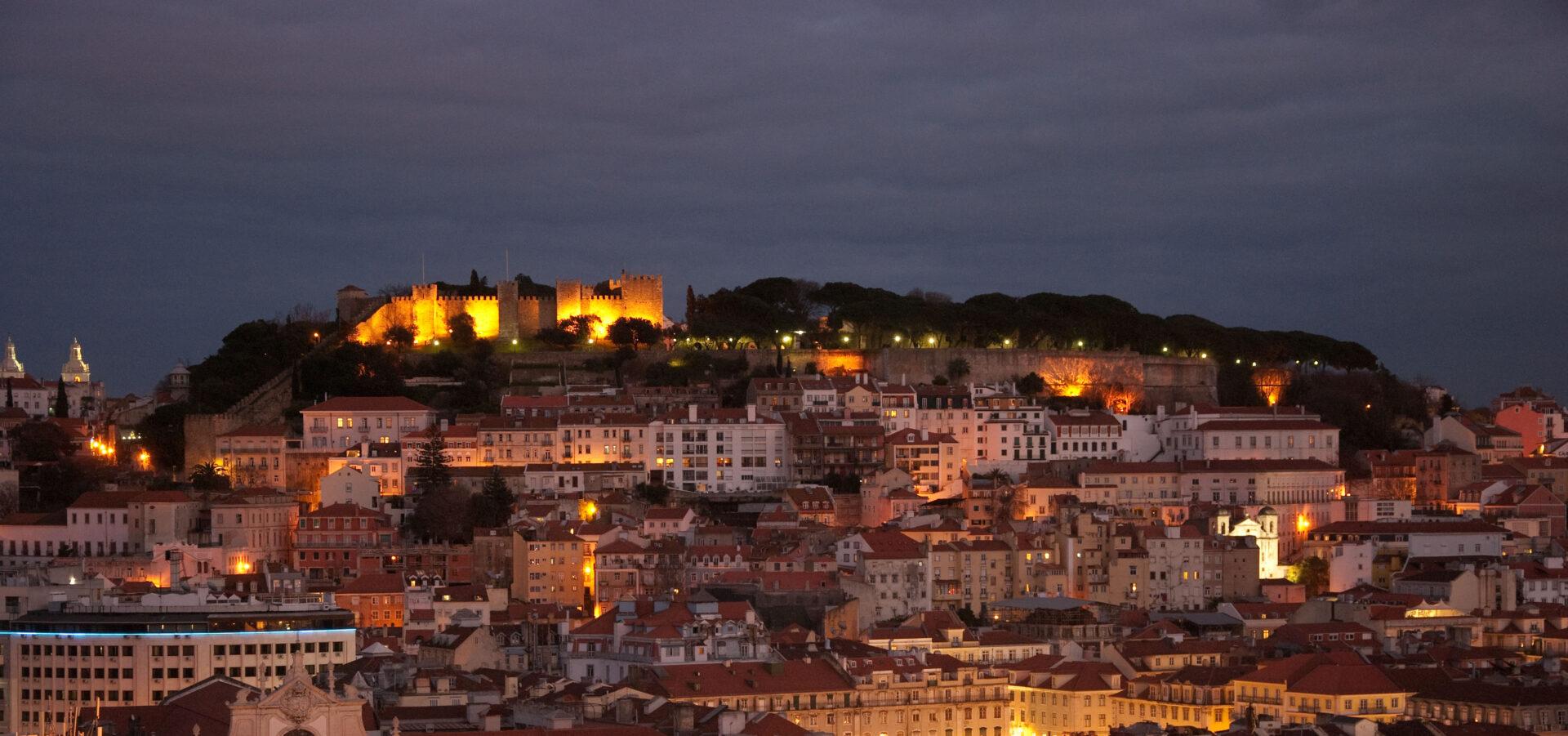 Lisboa_noite_Viajando Bem pela Europa