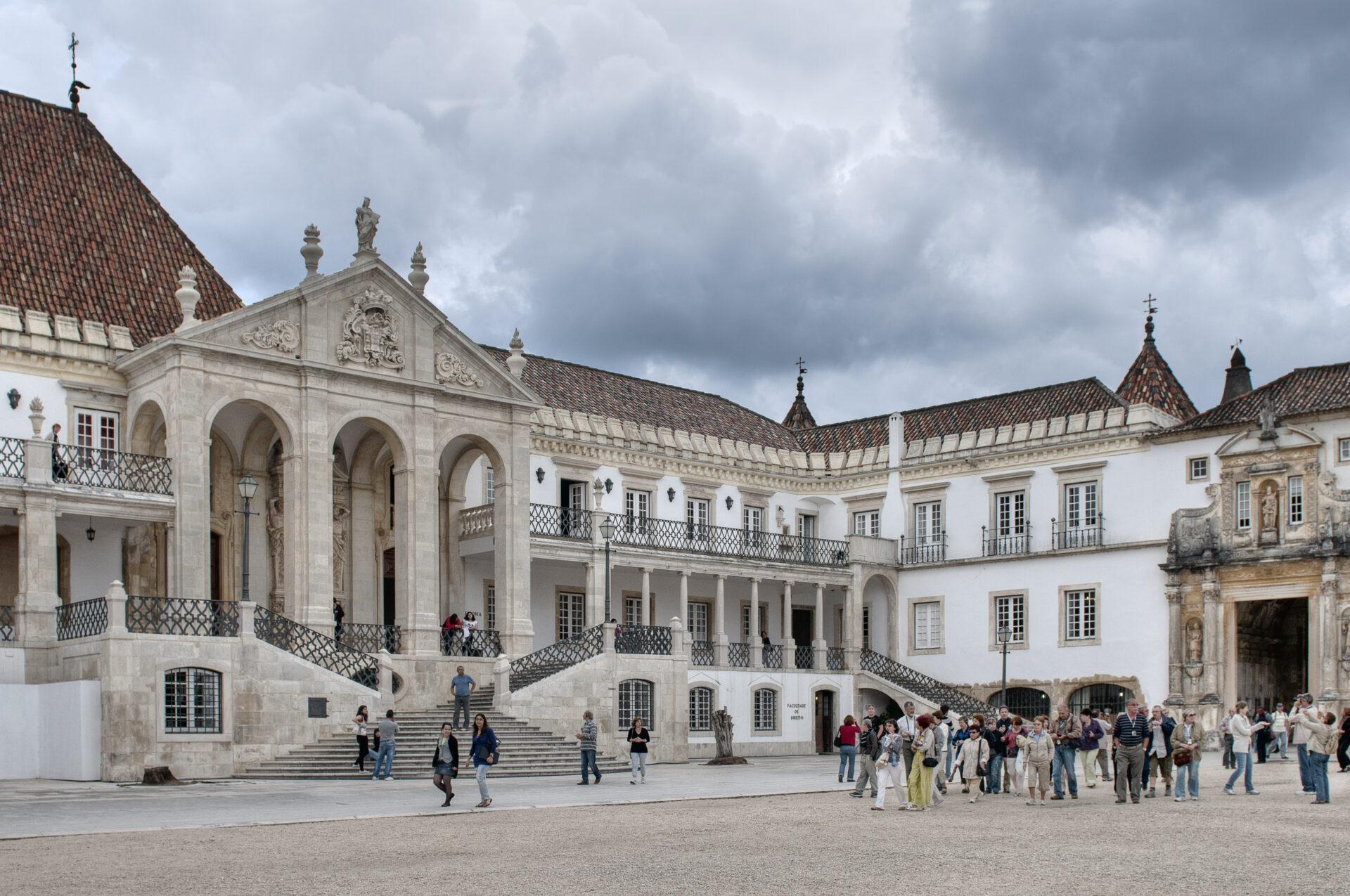 Lisboa_Coimbra_University_Viajando Bem pela Europa