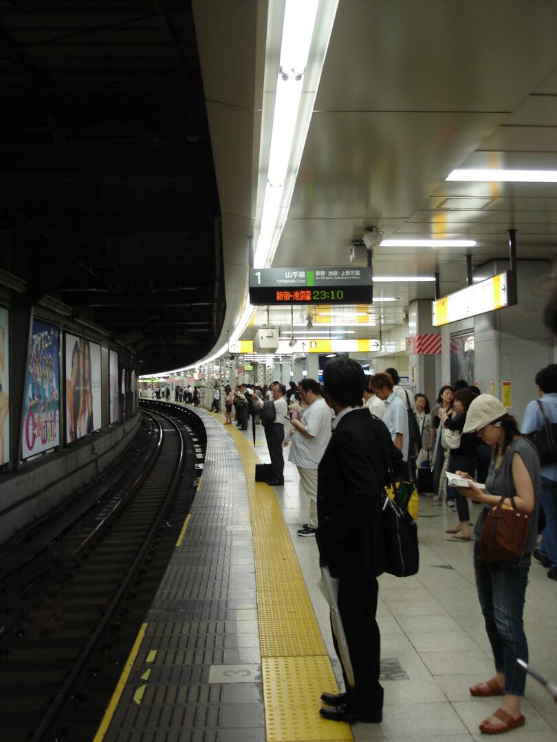você precisa saber antes de viajar pro Japão_trem_Viajando Bem
